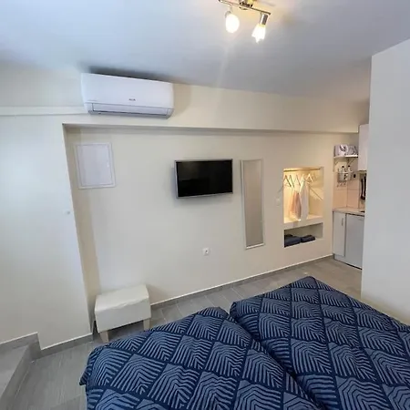 Vatos Studio * Βάτος